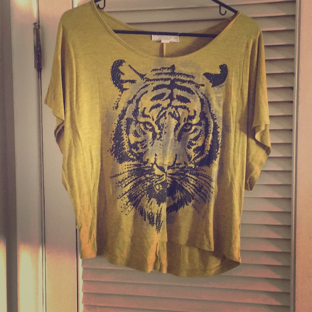 Tiger print cropped tee